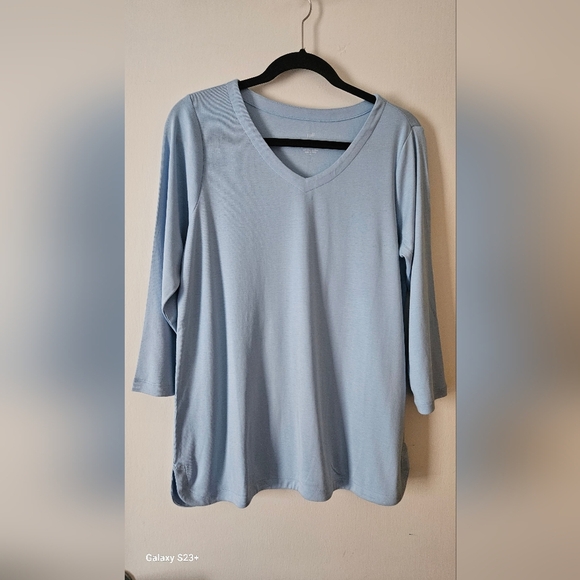 Women's Light Blue V-Neck Top - Picture 2 of 5